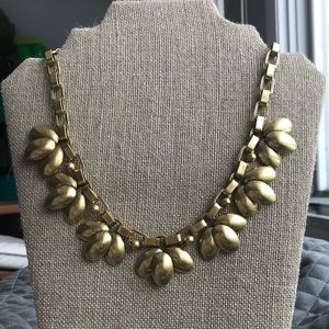 Stella & Dot Hazel Statement Necklace